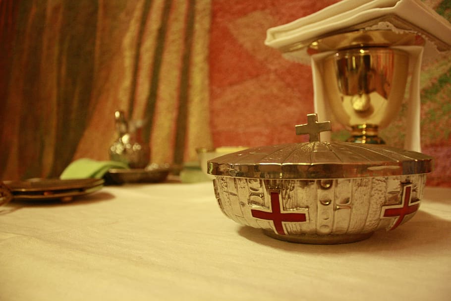 church, consecrate, copon, gee, catholic, indoors, table, curtain HD wallpaper