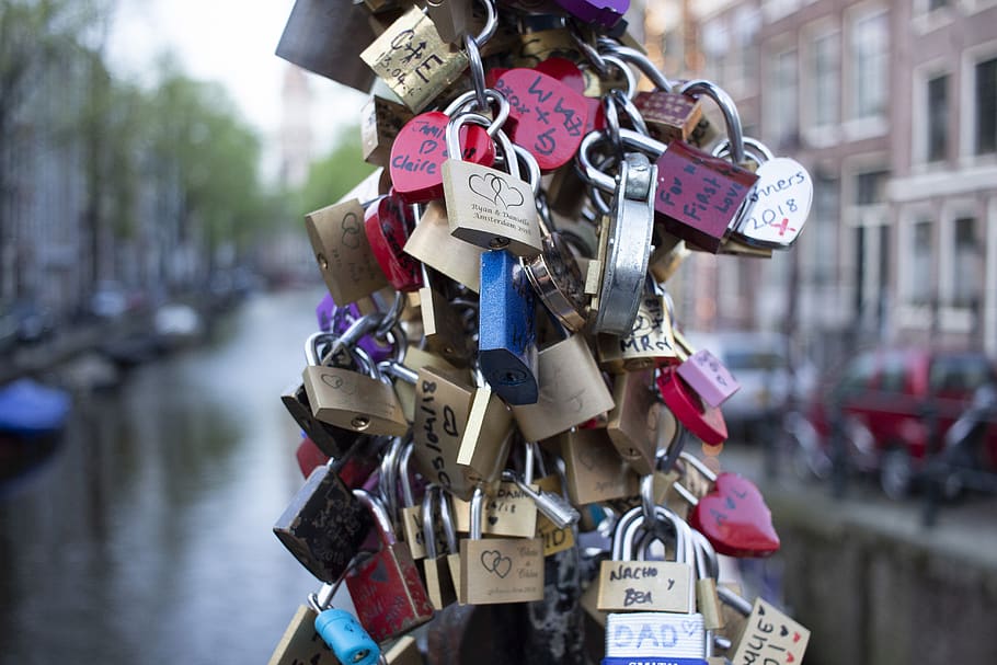 love locks, amsterdam, holland, love symbol, love castle, waterway, HD wallpaper