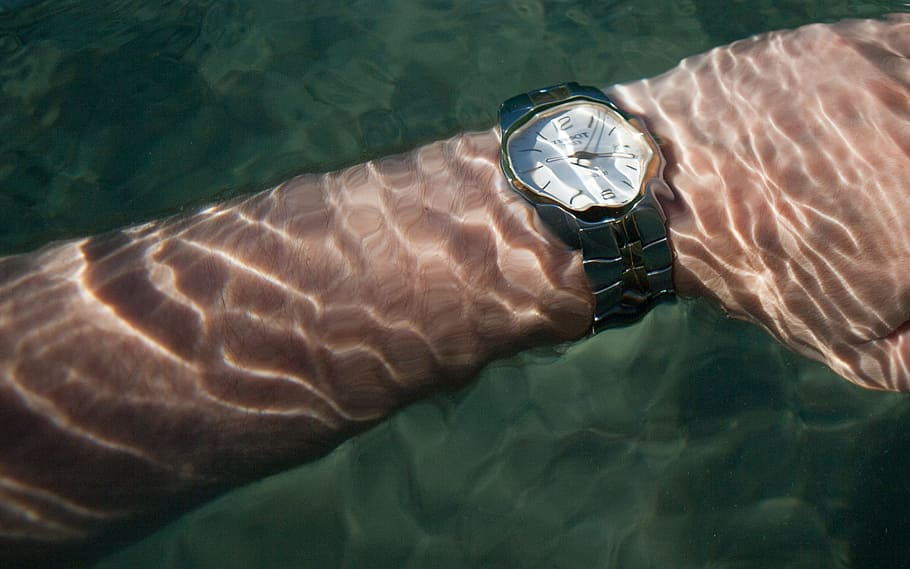 hand, clock, time, sea, water, underwater, ripple, distortion HD wallpaper