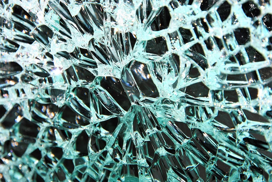 glass, glass breakage, broken, disc, splitter, cracks, accident
