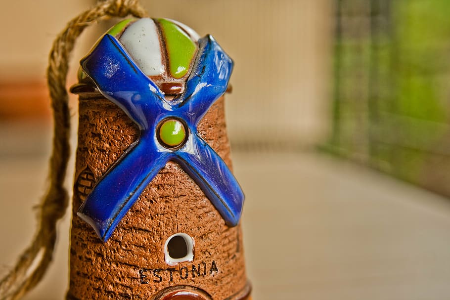 windmill, toy, ceramics, focus on foreground, blue, close-up HD wallpaper