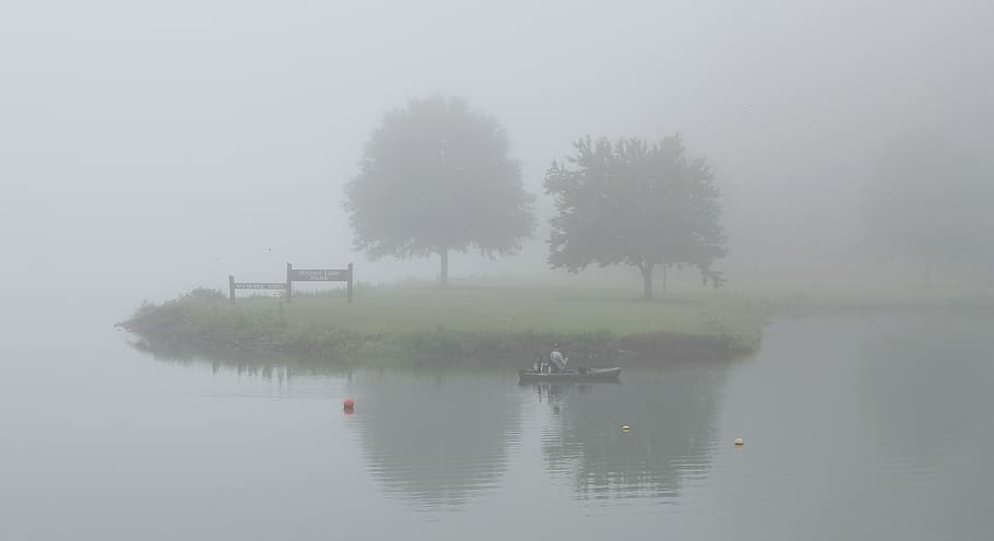 boat on calm water near dock, boat near island, lake, mist, fog HD wallpaper