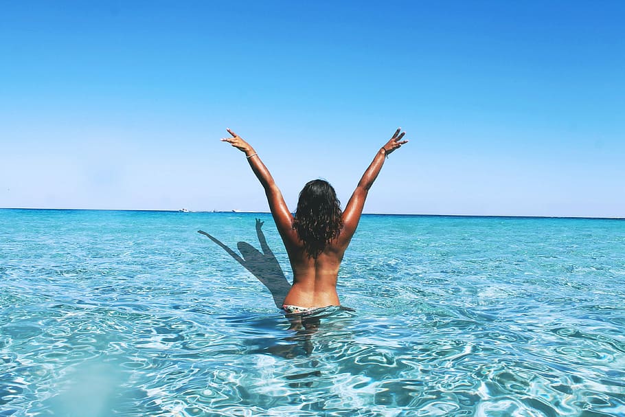 sea, beckoning, edit, shadow, water, rear view, one person HD wallpaper