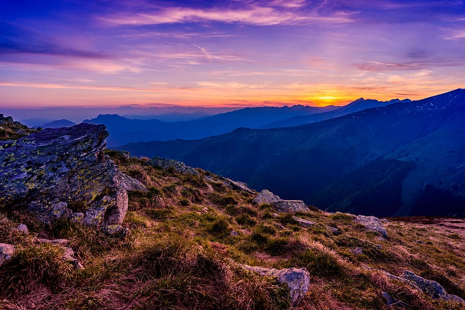 grass field on mountain under blue sky, landscape, photography HD wallpaper