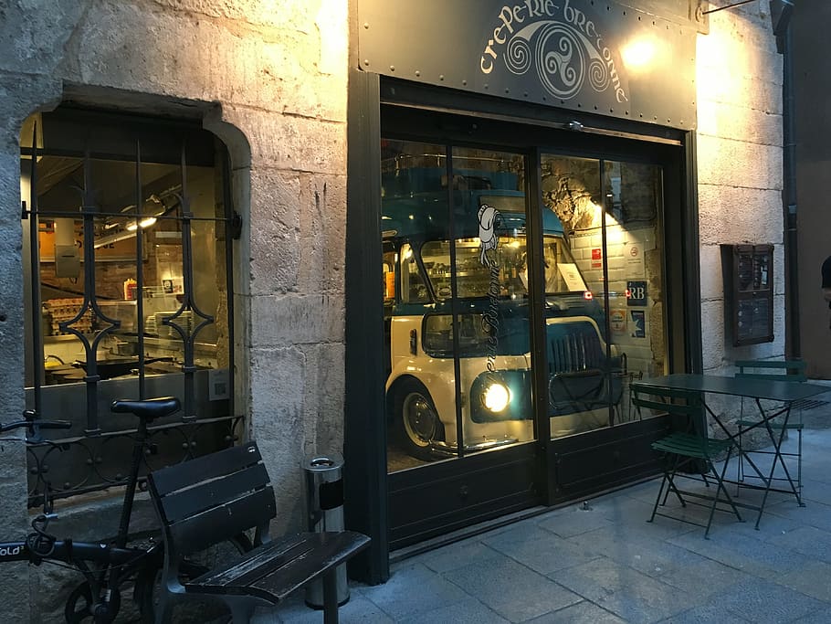 girona, catalonia, cafe, fireplace, illuminated, architecture HD wallpaper