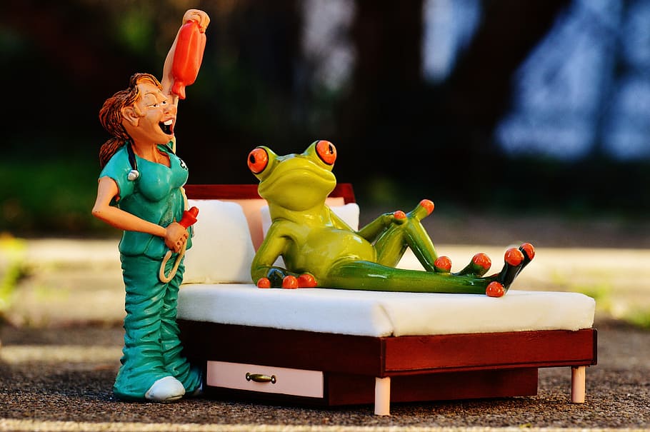 red-eyed frog lying on bed figurine, nurse, patient, maintain HD wallpaper