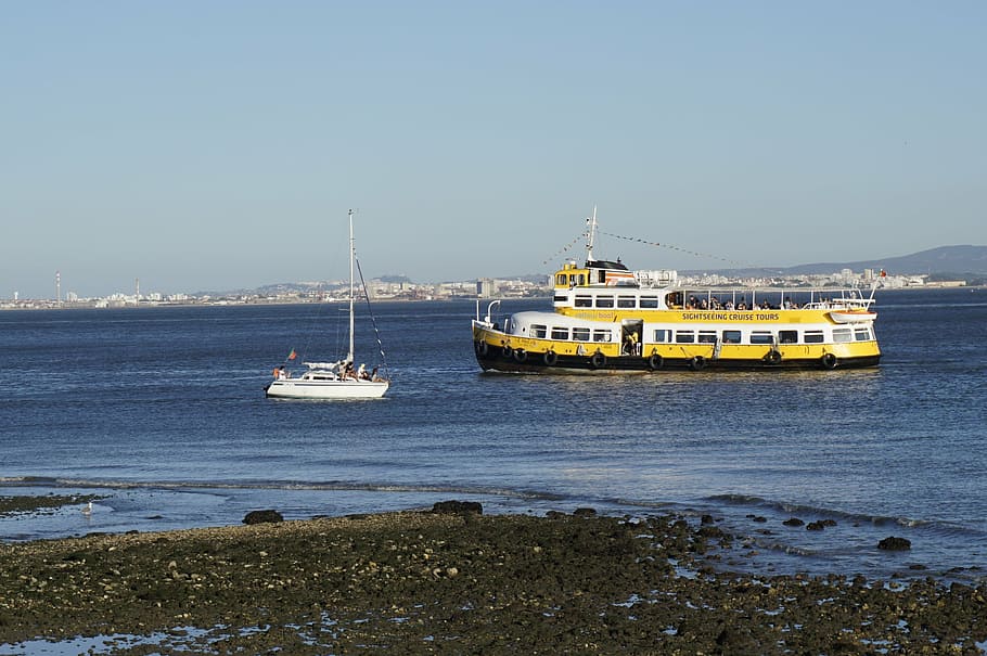 tejo, cacilheiro, lisbon, rio, blue, city, portugal, tourism HD wallpaper