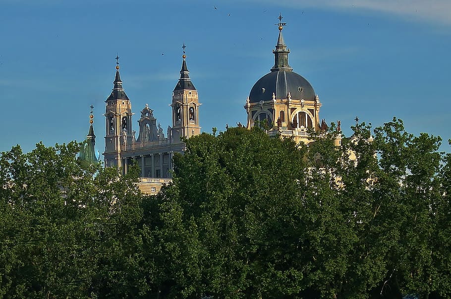 HD wallpaper: cathedral, almudena, madrid, building exterior, architecture - Wallpaper Flare