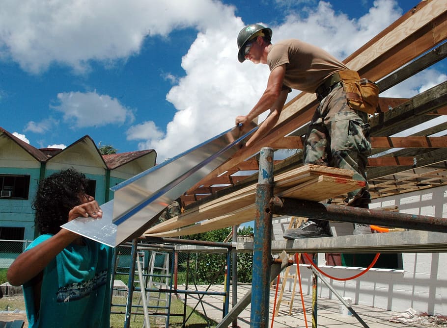 carpenter holding silver metal sheet, workers, construction HD wallpaper