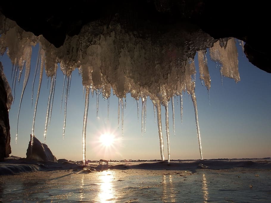 icicles under cliff during daytime, baikal, lake, naples, ice, HD wallpaper