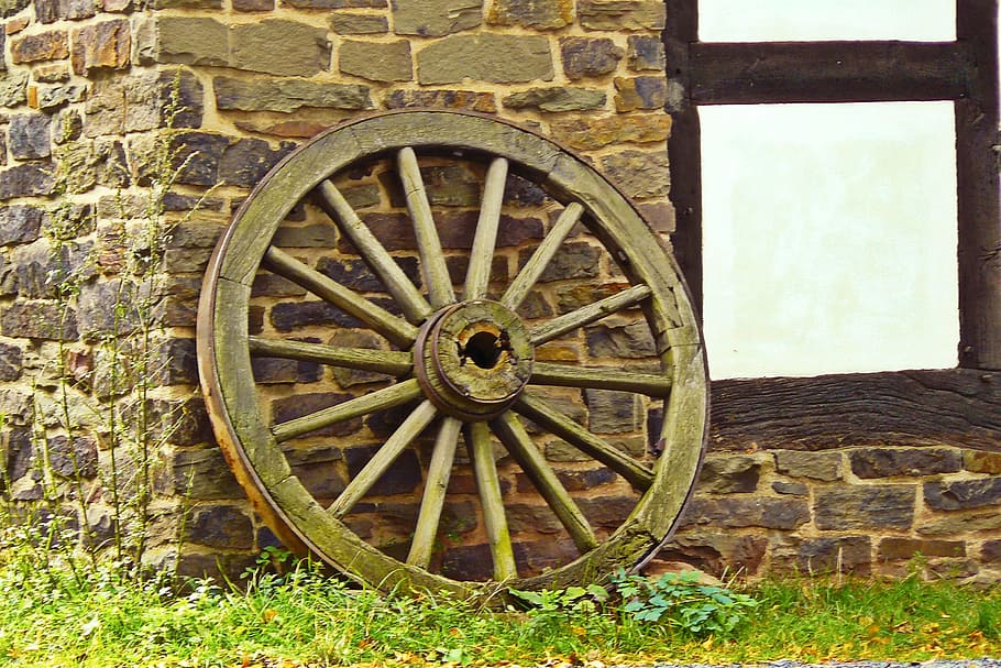 brown wooden wheel, wagon wheel, cartwheel, spokes, old, nostalgia, HD wallpaper