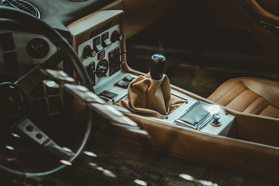 vehicle gear shift lever, brown and black gear shift lever at neutral HD wallpaper