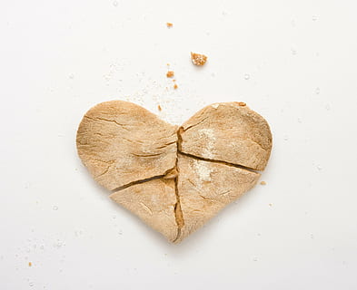 brown heart with white background, cookie, baked, broken, valentine HD wallpaper