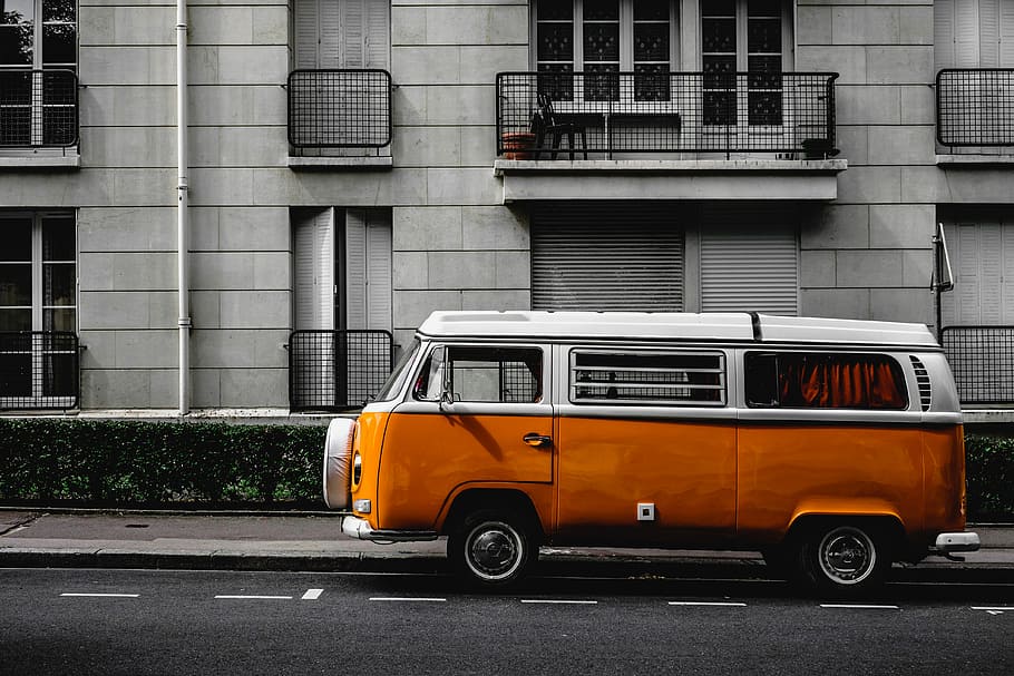 white and orange Volkswagen Kombi on road, white and orange Volkswagen combi on roadside, HD wallpaper