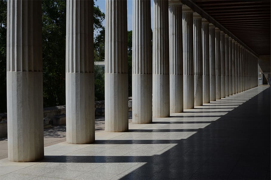 white concrete columns near green leafed trees, pillars, shadows HD wallpaper