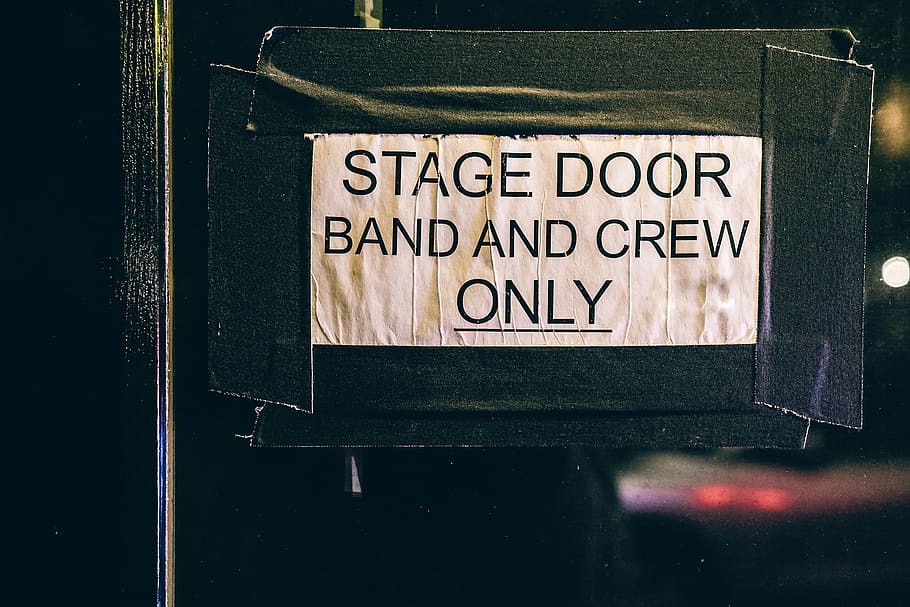stage door band and crew only signage, paper, stick, message, HD wallpaper