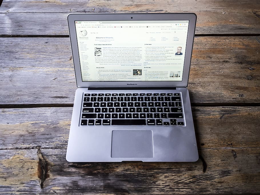 turned-on gray laptop computer, Macbook, Table, Rugged, Wood HD wallpaper