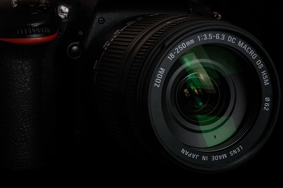 close up photo of DSLR camera, lens, zoom, local, black, digital