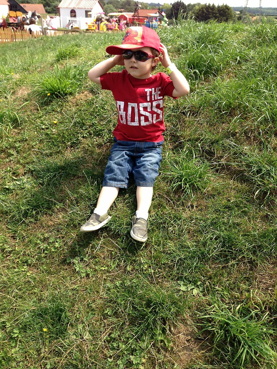 child, boy, summer, rest, sit, kid, childhood, little, person HD wallpaper