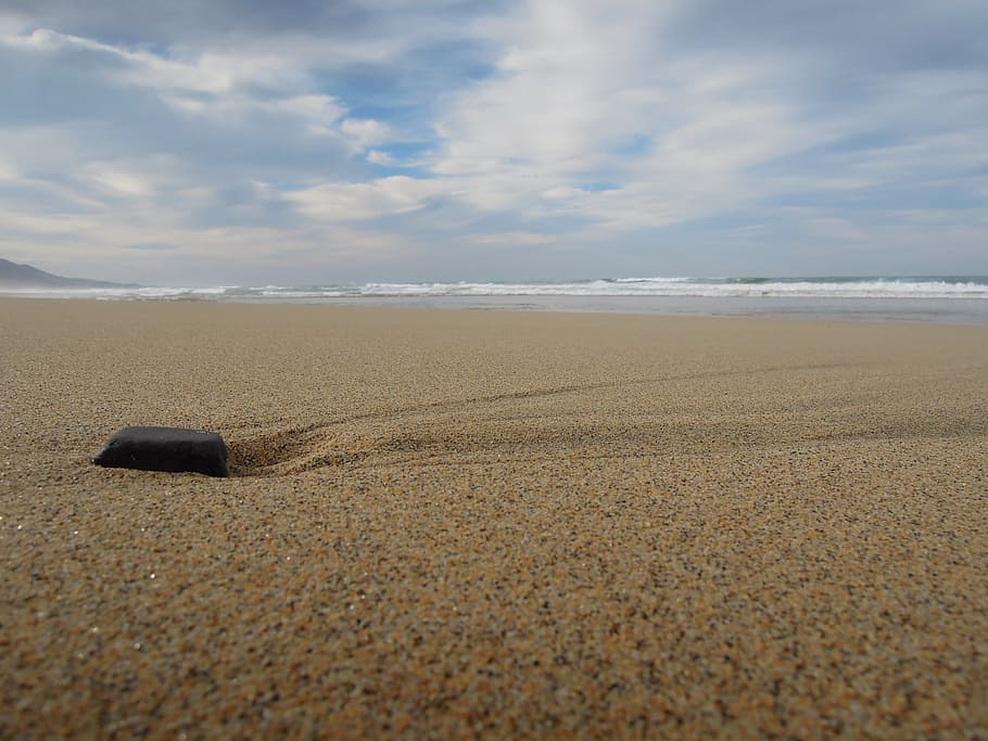 beach, sand, stone, landscape, sky, clouds, the skyline, horizon HD wallpaper