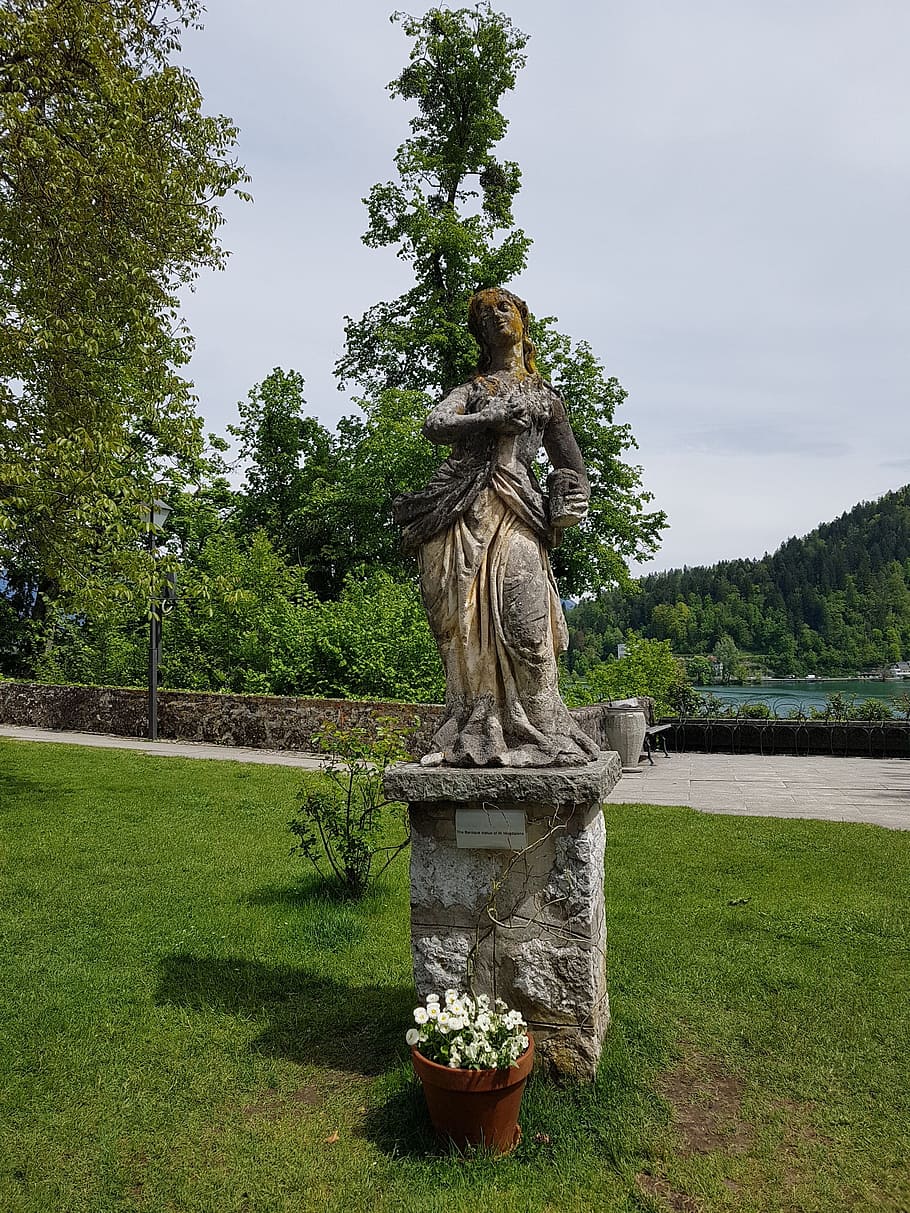 bled island, statue, plaster, old fashioned, grass, architecture HD wallpaper