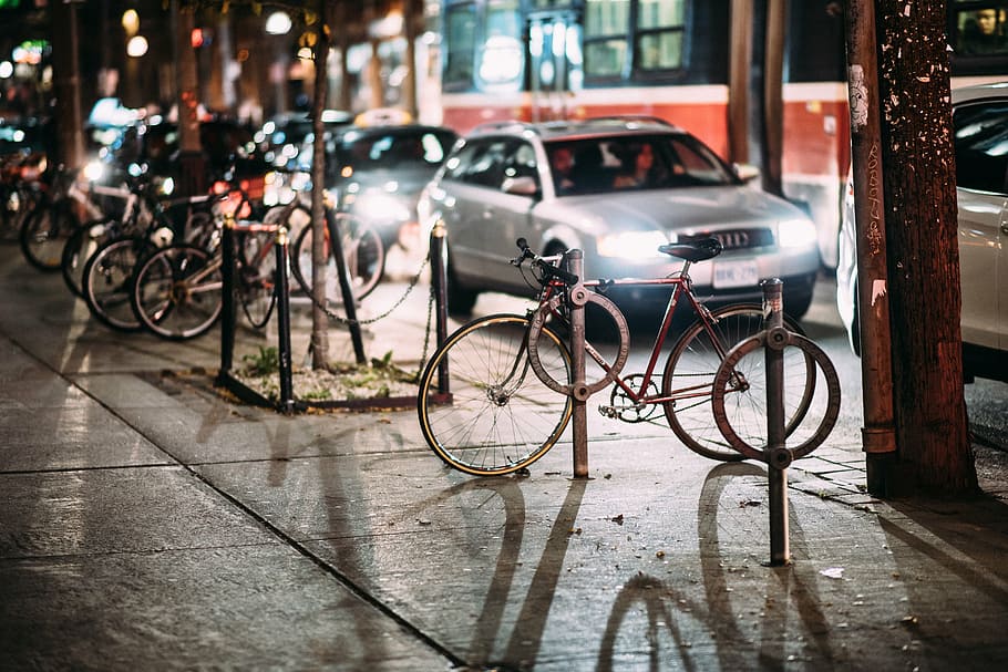 architecture, bicycles, bikes, blur, buildings, cars, city HD wallpaper