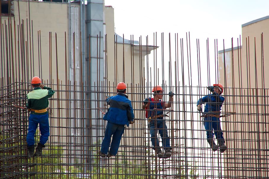 people hanging on grey metal scaffolding, steelworkers, concrete HD wallpaper