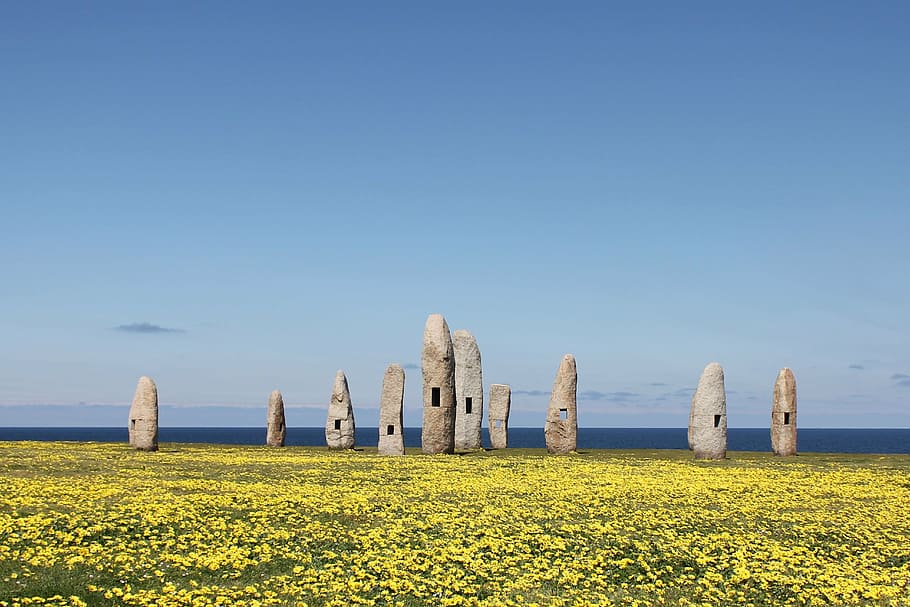 gray stone formation under sunny sky, stones, monolith, monument HD wallpaper