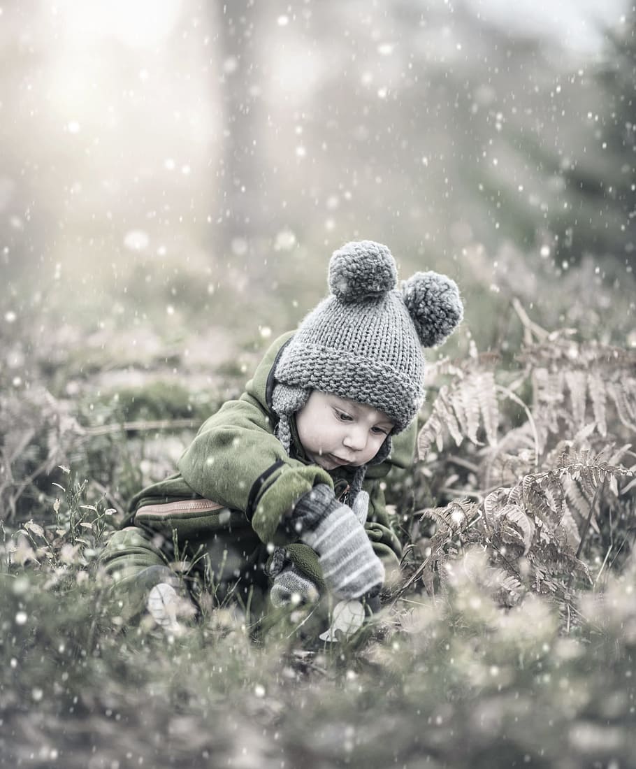 toddler sitting on grass under snow, baby, child, winter, boy, HD wallpaper
