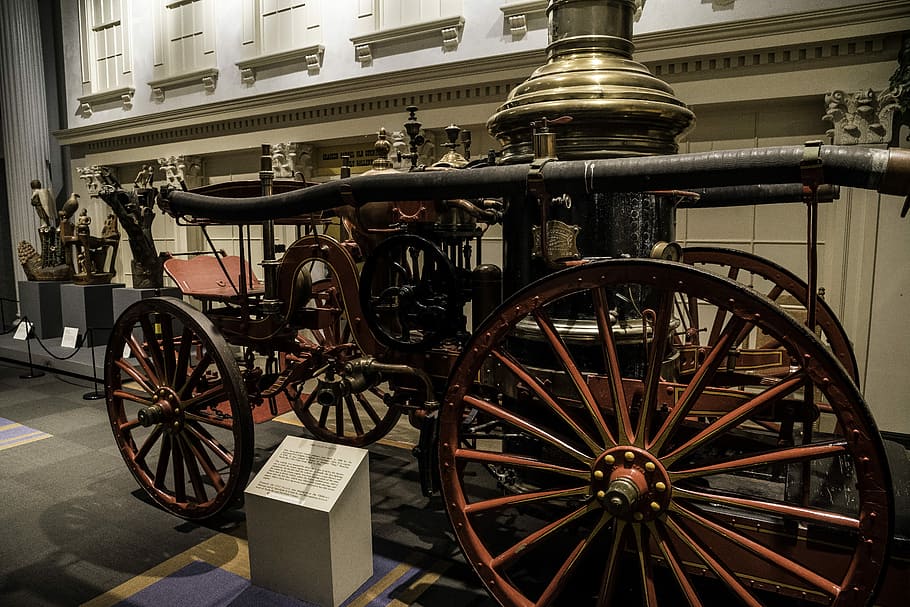 Big Engine with big Wheels, display, motor, nashville, public domain HD wallpaper