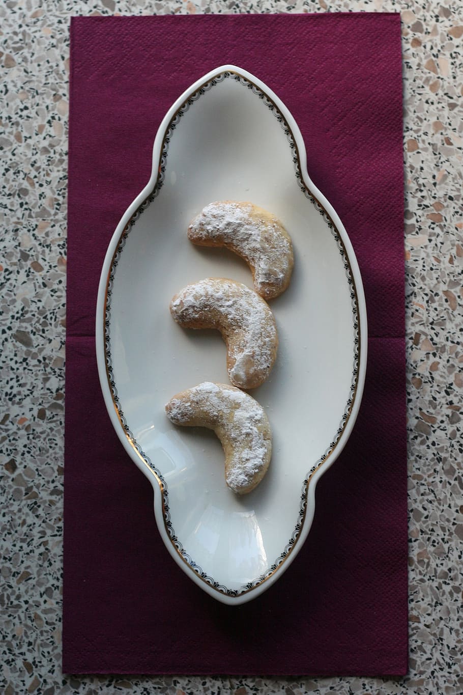 cookie, crescents, vanilla, bake, ornament, decoration, homemade HD wallpaper