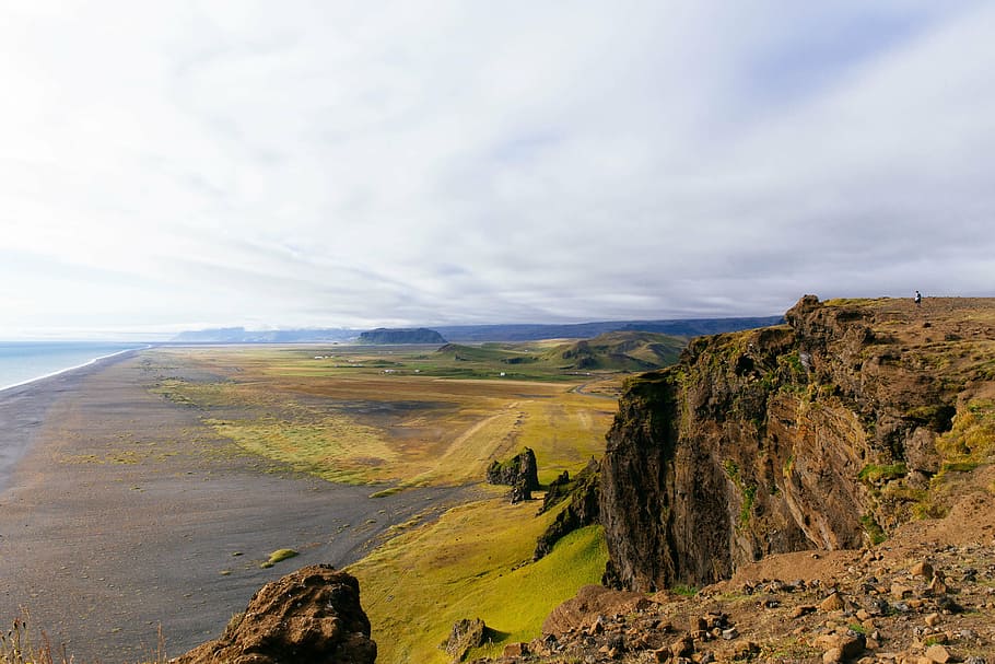 photo of brown cliff near field during daytime, hills, mountains HD wallpaper