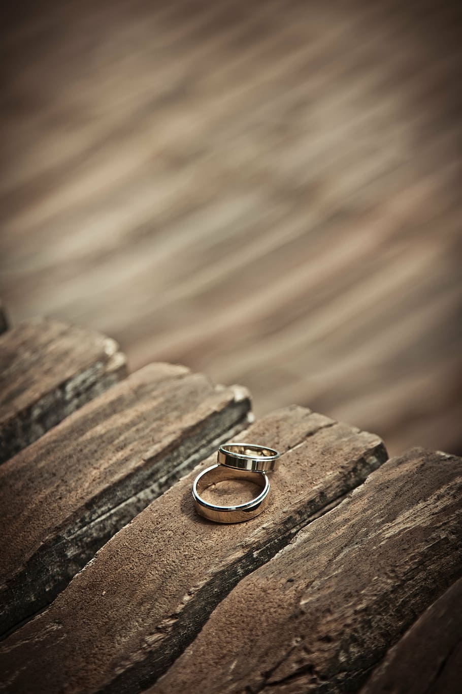 silver-colored couple ring on surface, wedding rings, gold, love, HD wallpaper