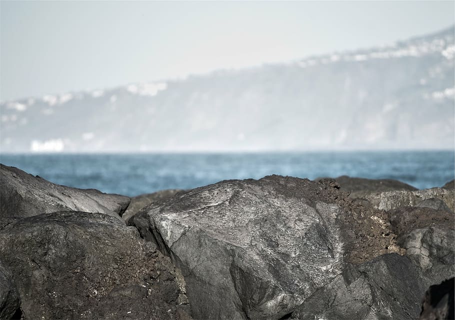 Gray rock. Лигур камень. Каменное тело. Sea Stone Grey. Фото камень вблизи серый.