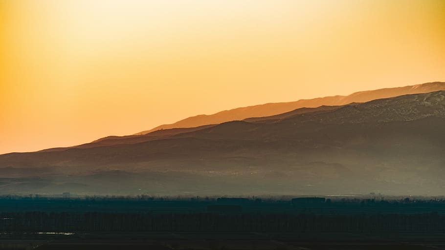 photo of mountain range, landscape photography of mountain, layer HD wallpaper