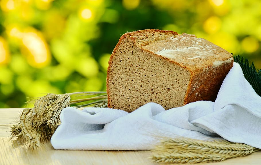 loaf bread on top of white mat, cereals, bake, baked, craft HD wallpaper