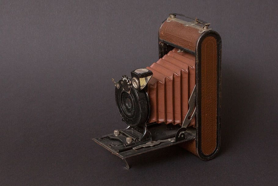 brown land camera, old, nostalgia, vintage, photograph, photo camera HD wallpaper