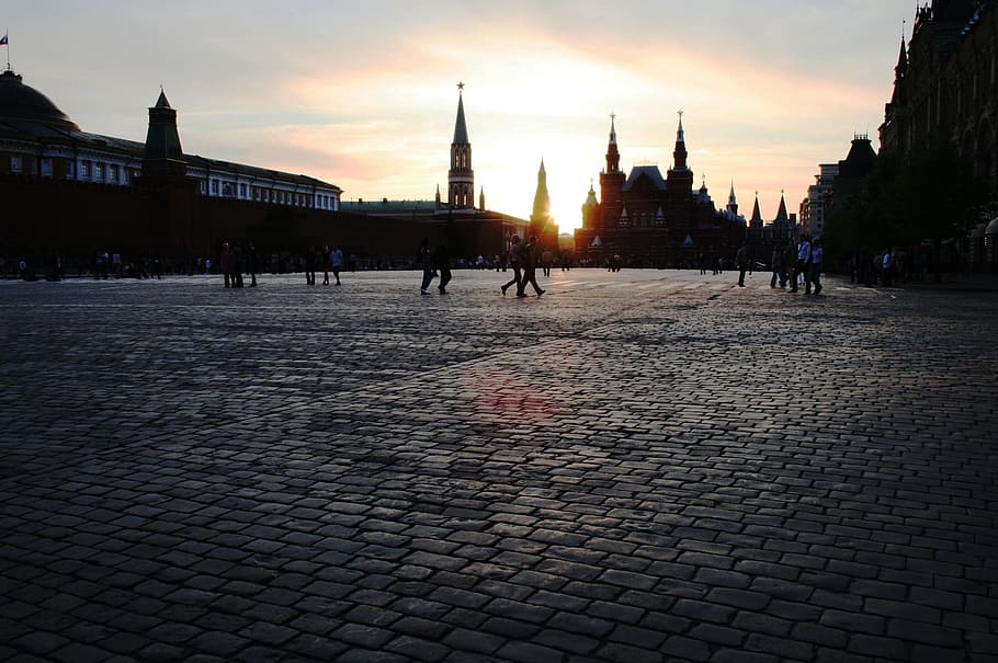 Red Square, Sunset, Paving, Reflective, vast, expansive, plaza HD wallpaper