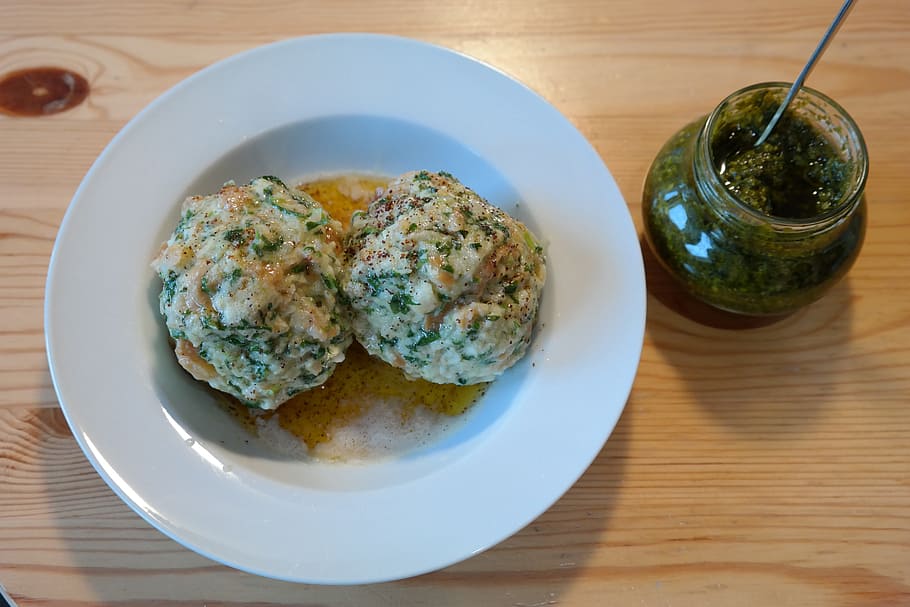 spinach dumplings, specialty, pesto, butter melting, alpine cuisine HD wallpaper