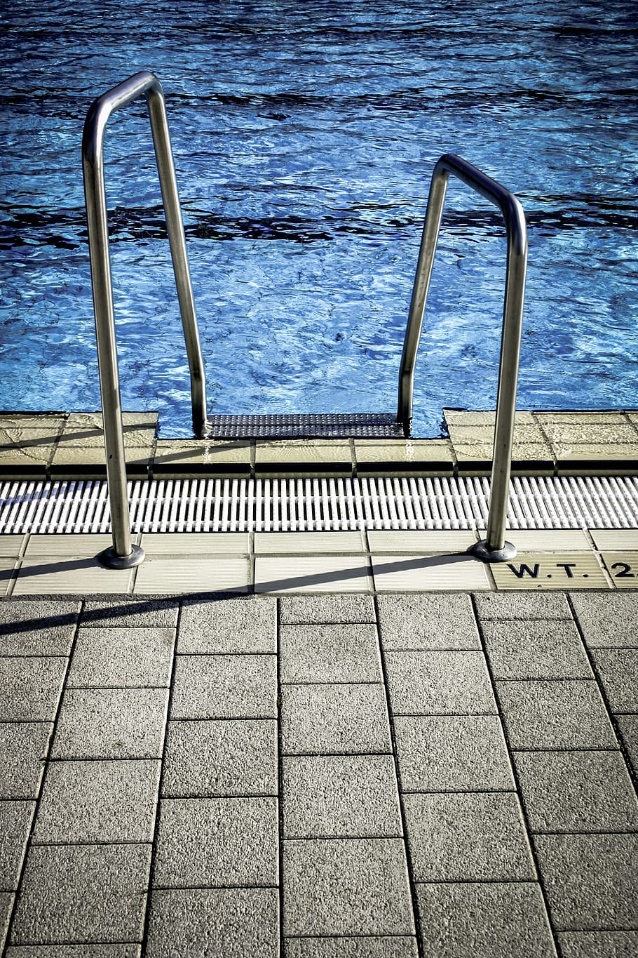 water, pattern, tiles, swimming pool, blue water, empty, outdoors, HD wallpaper