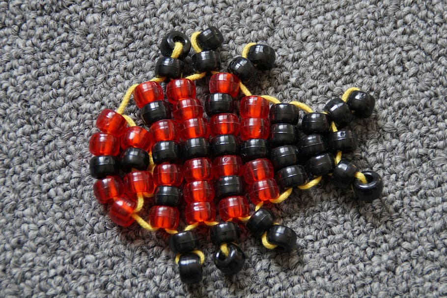 ladybug, lucky ladybug, tinker, tinkered, linked, beads, perlentier HD wallpaper
