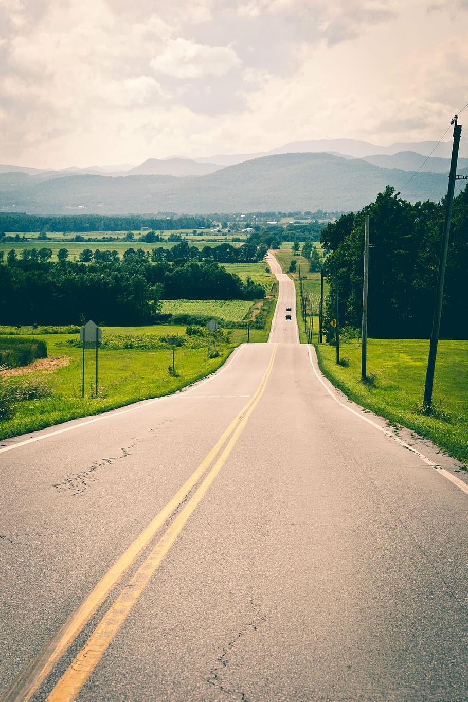 road, pavement, green, grass, trees, landscape, rural, countryside HD wallpaper