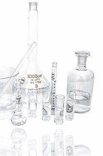 clear glass bottle with clear liquid, lab, research, chemistry HD wallpaper