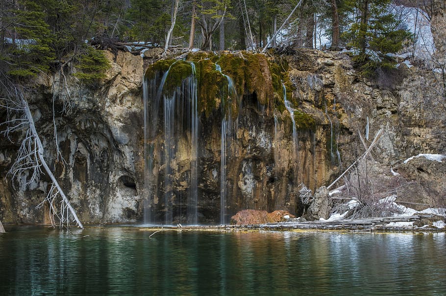 brown cliff and body of water, waterfall, stream, nature, green HD wallpaper