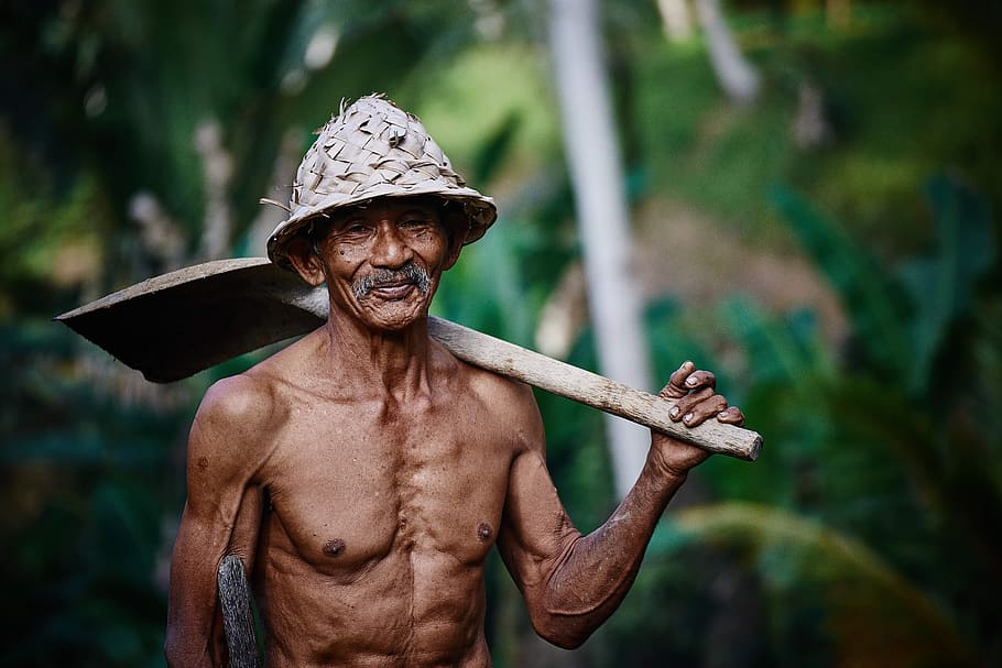 photography of man holding shovel, person, worker, hat, asian HD wallpaper