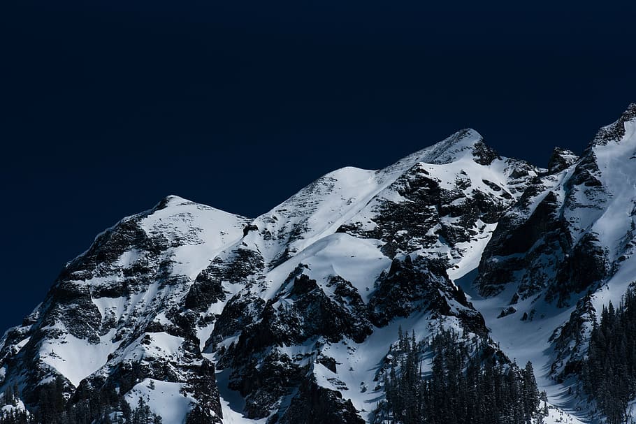 mountain, nature, night, sky, snow, snow capped, snowy peak HD wallpaper