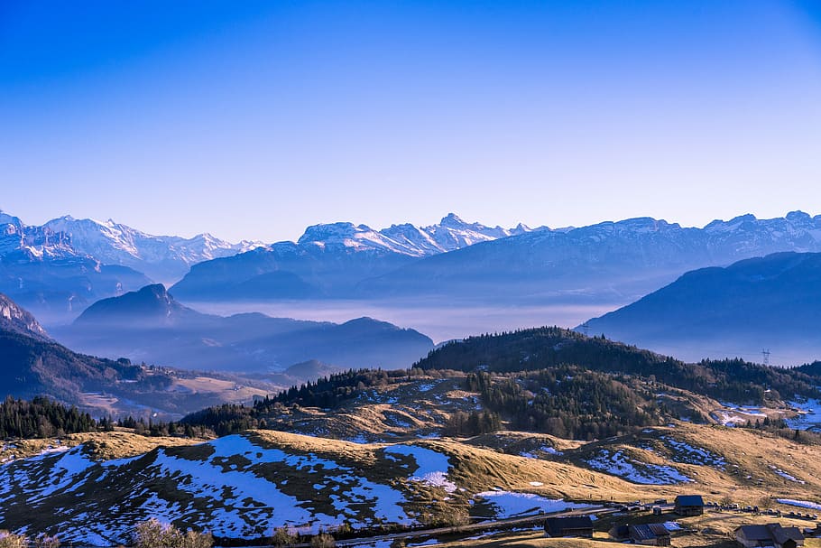 brown mountain under clear blue sky, landscape photography of mountains HD wallpaper