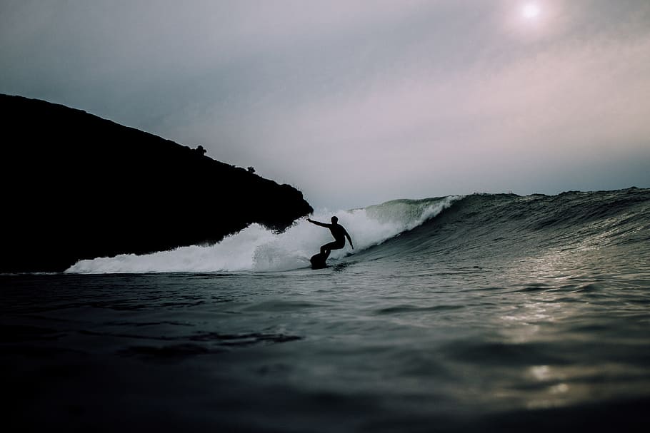 sea, ocean, water, waves, nature, surfing, people, man, dark HD wallpaper