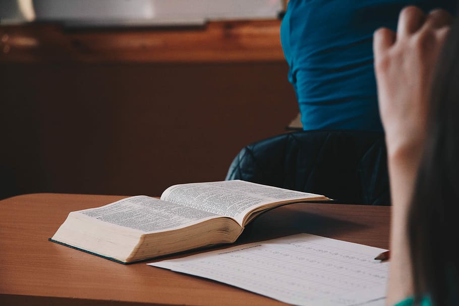 Word of God, book on table, bible, wooden table, page, publication HD wallpaper