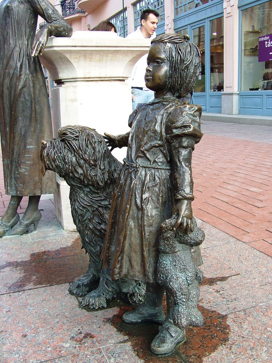 szeged hungary, little girl, statue, girl with dog, crucian street, HD wallpaper